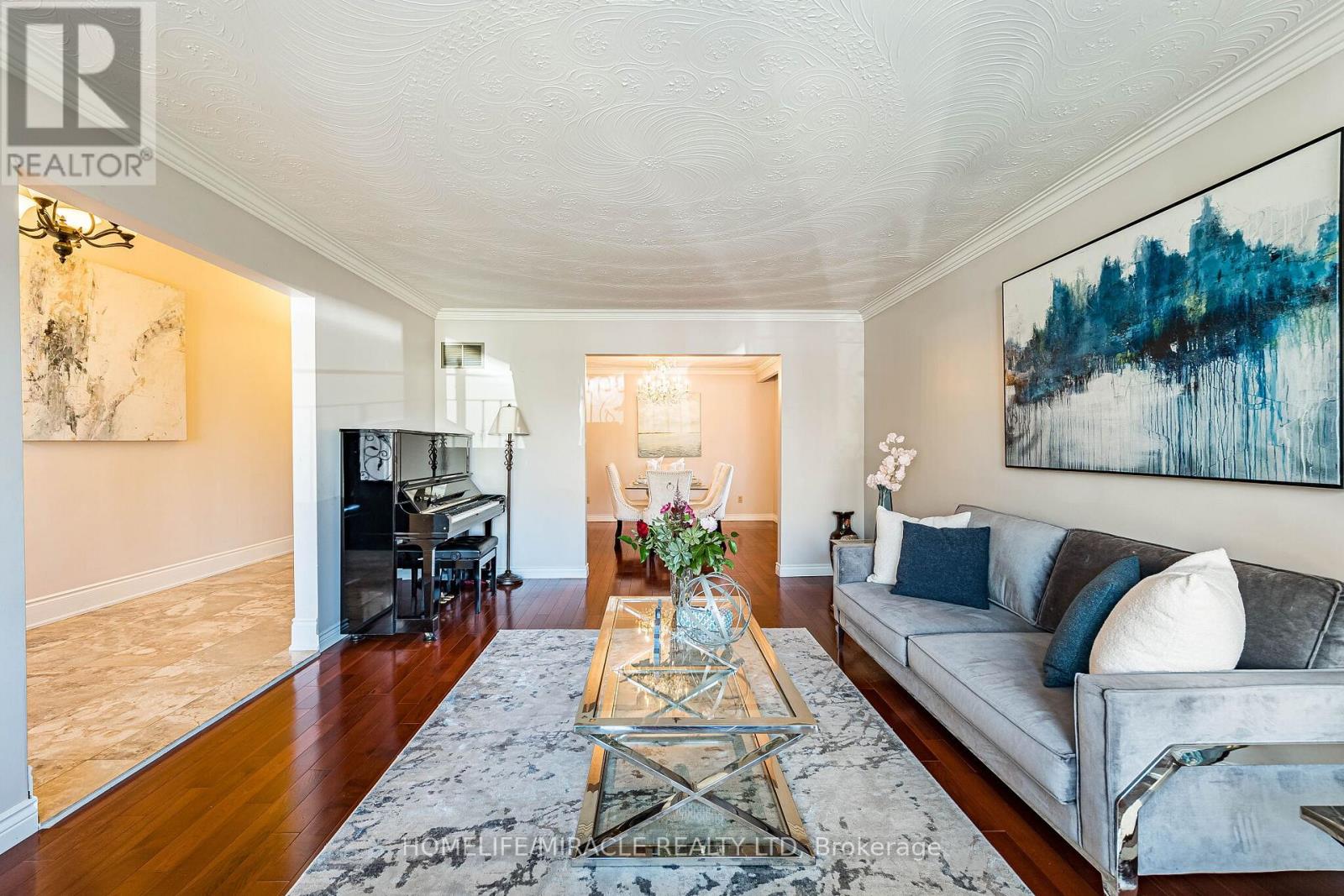 3188 Parkerhill Road, Mississauga, Ontario  L5B 1V8 - Photo 7 - W13092576