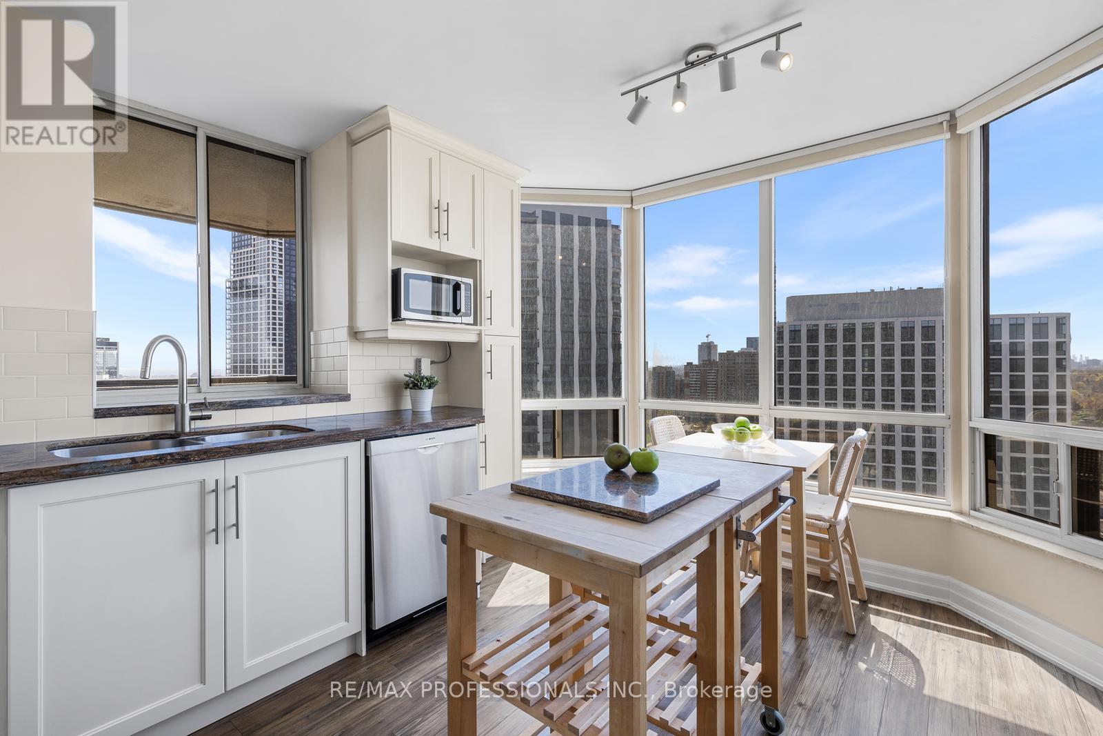 2308 - 1300 Islington Avenue, Toronto, Ontario  M9A 5C4 - Photo 17 - W13092586