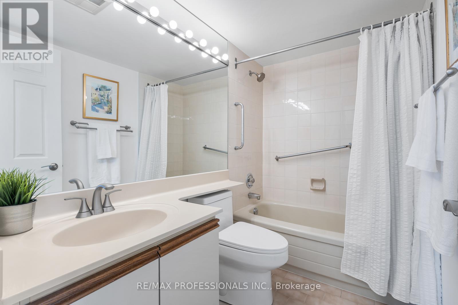 2308 - 1300 Islington Avenue, Toronto, Ontario  M9A 5C4 - Photo 25 - W13092586