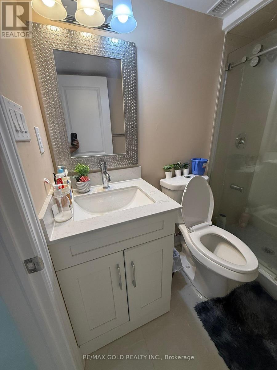 Bsmt - 35 Latania Boulevard, Brampton, Ontario  L6P 1T1 - Photo 5 - W13092606