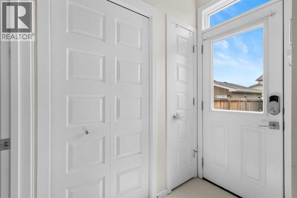 1717 Baywater Road SW, Airdrie, Alberta  T4B 3V3 - Photo 14 - A2307819