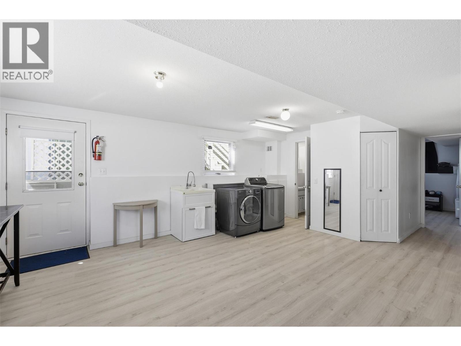1335 Lethbridge Avenue, Kamloops, British Columbia  V2B 8K6 - Photo 34 - 10386073