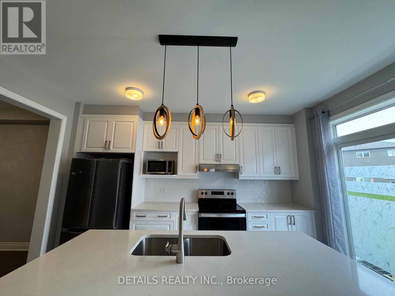557 Flagstaff Drive, Ottawa, Ontario  K2J 6T5 - Photo 8 - X13091544