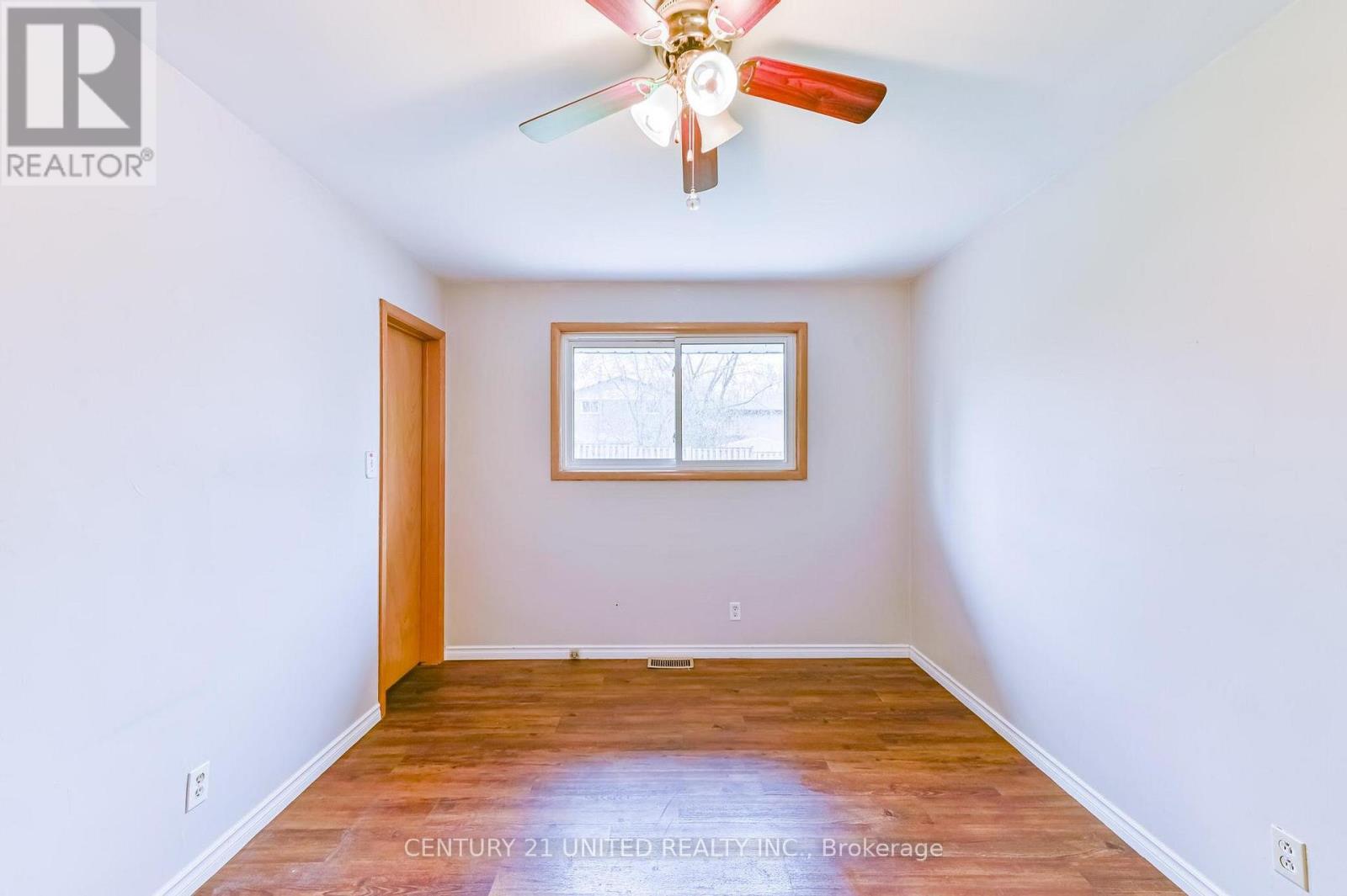 261 Maxwell Avenue, Peterborough, Ontario  K9J 1B4 - Photo 10 - X13092656