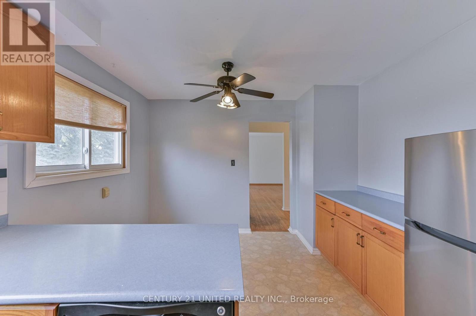 261 Maxwell Avenue, Peterborough, Ontario  K9J 1B4 - Photo 5 - X13092656