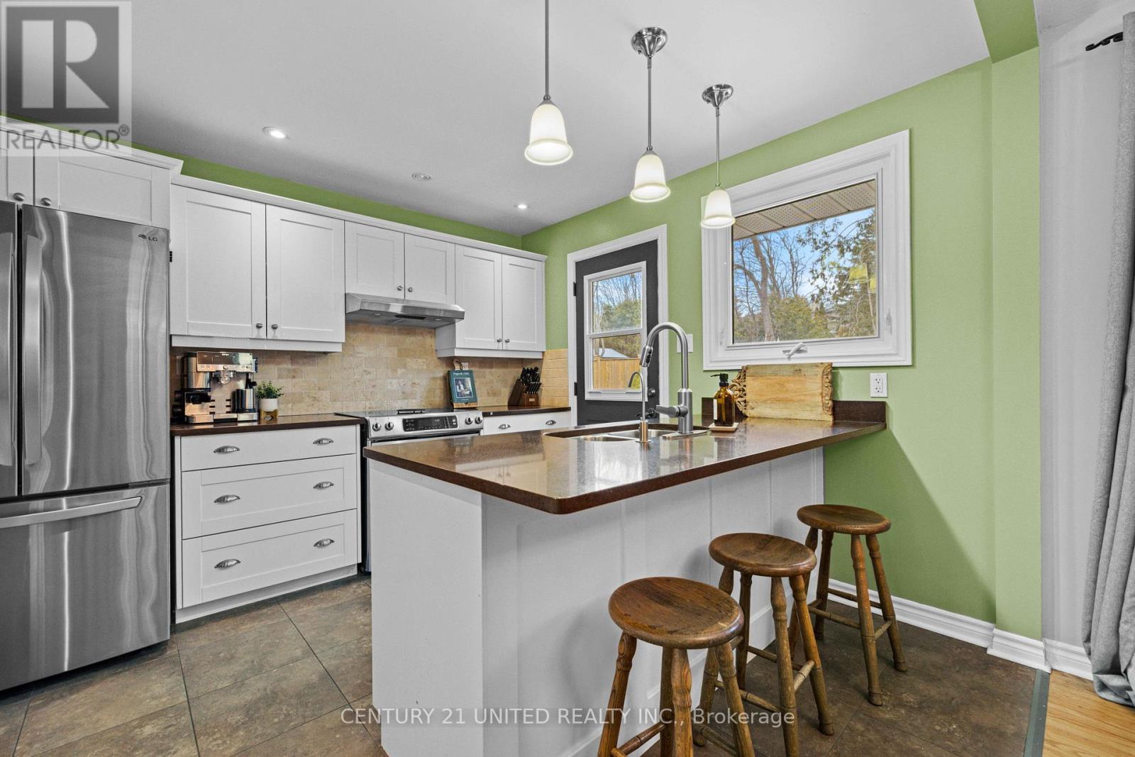 1227 Cartier Boulevard, Peterborough, Ontario  K9H 6S2 - Photo 8 - X13092748