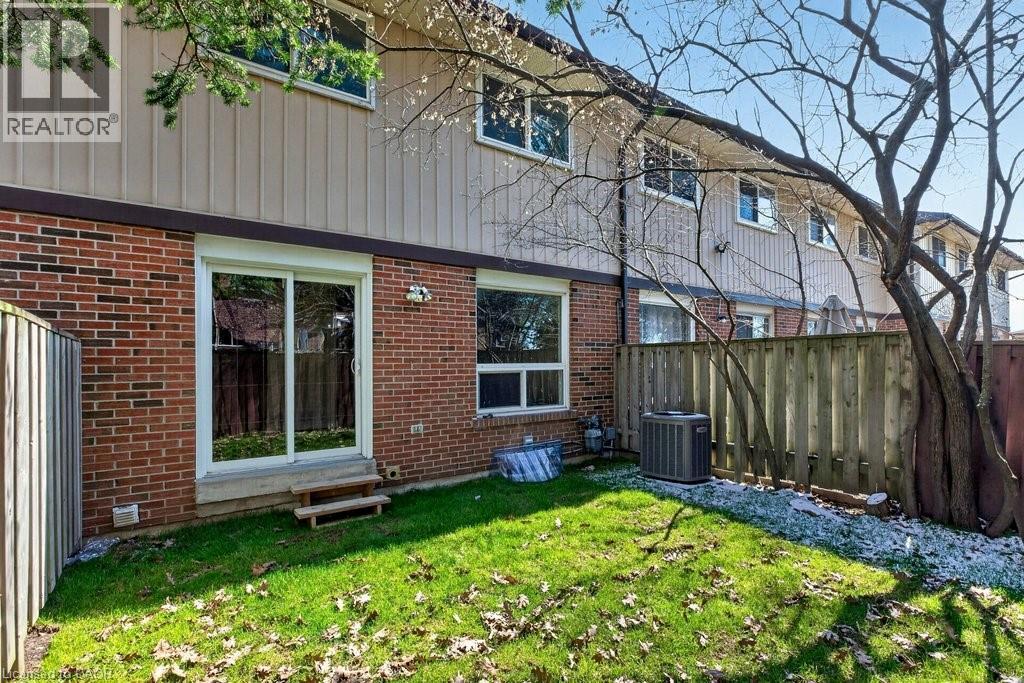 30 Dundalk Drive Unit# 40, Scarborough, Ontario  M1P 4W1 - Photo 38 - 40818431