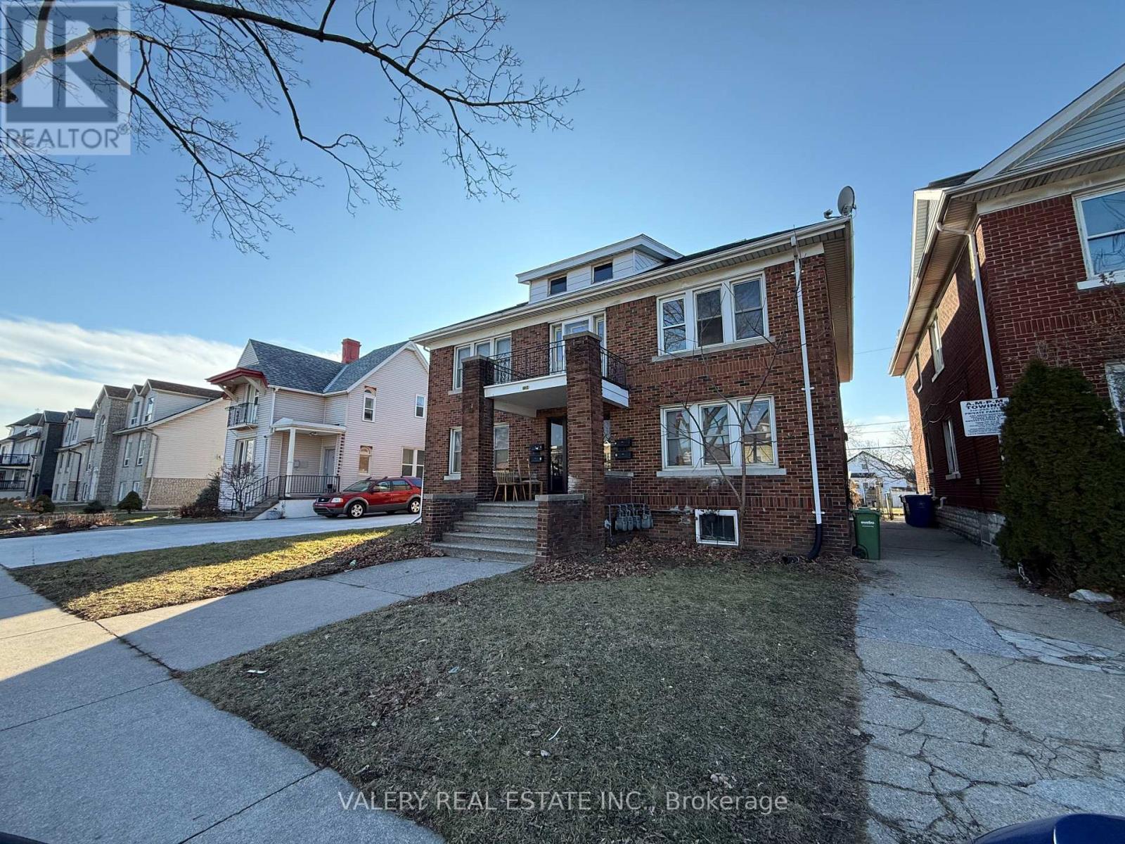 4 - 1093 HOWARD AVENUE, Windsor, Ontario