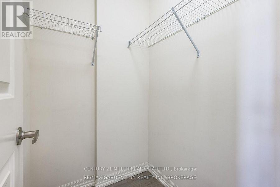 303 - 560 North Service Road, Grimsby, Ontario  L3M 0G3 - Photo 11 - X13092310