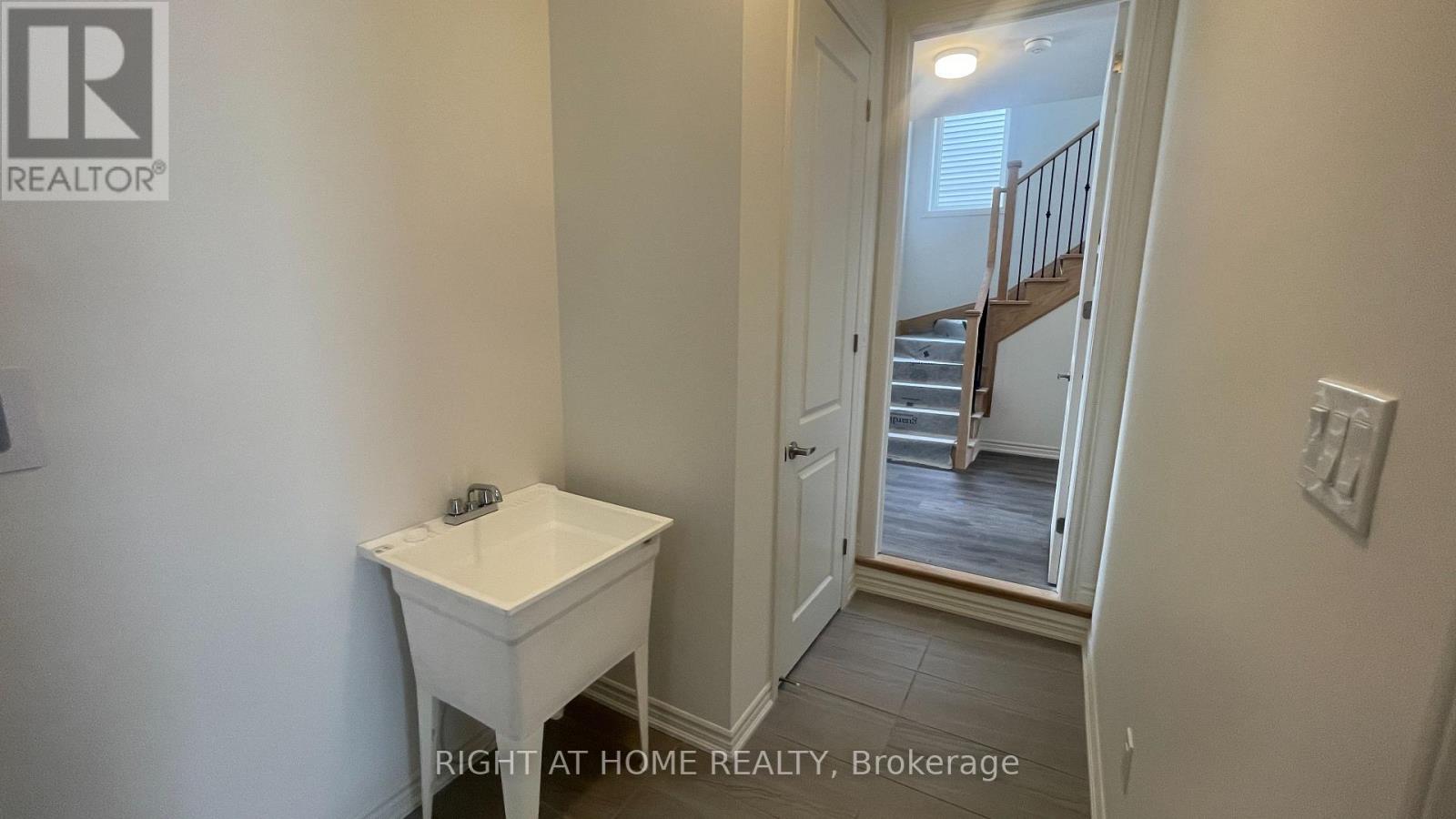 1054 Denton Drive, Cobourg, Ontario  K9A 3T8 - Photo 12 - X13092338