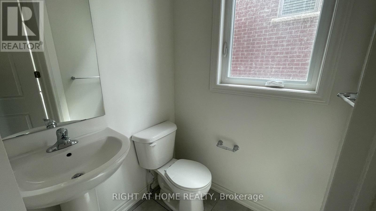 1054 Denton Drive, Cobourg, Ontario  K9A 3T8 - Photo 4 - X13092338