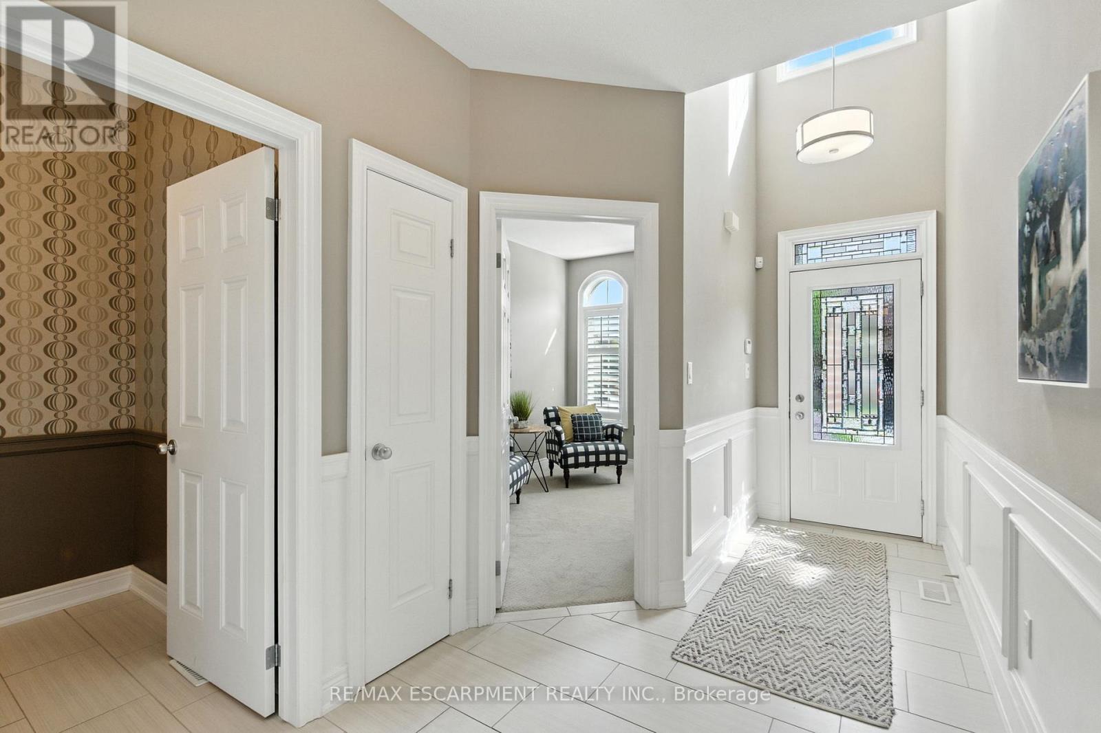4 Burgundy Grove, Hamilton, Ontario  L9K 0E7 - Photo 6 - X13092350