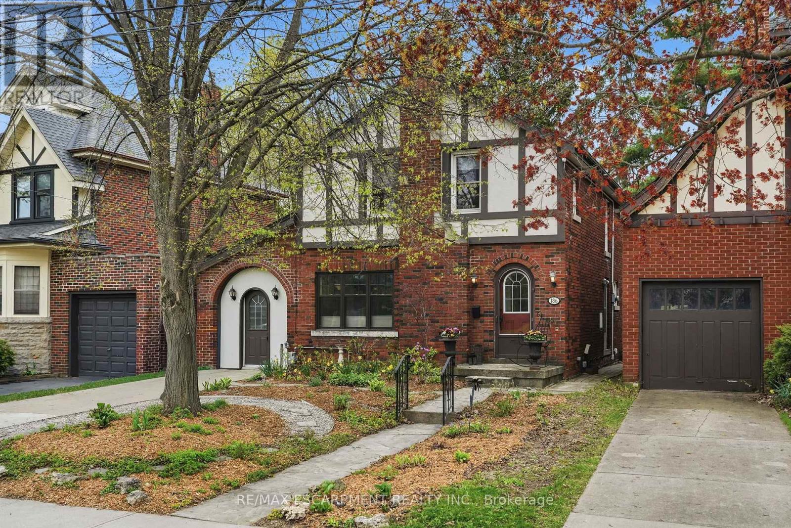 186 Dromore Crescent, Hamilton, Ontario  L8S 4B4 - Photo 2 - X13092378