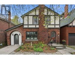 186 DROMORE CRESCENT, Hamilton, Ontario