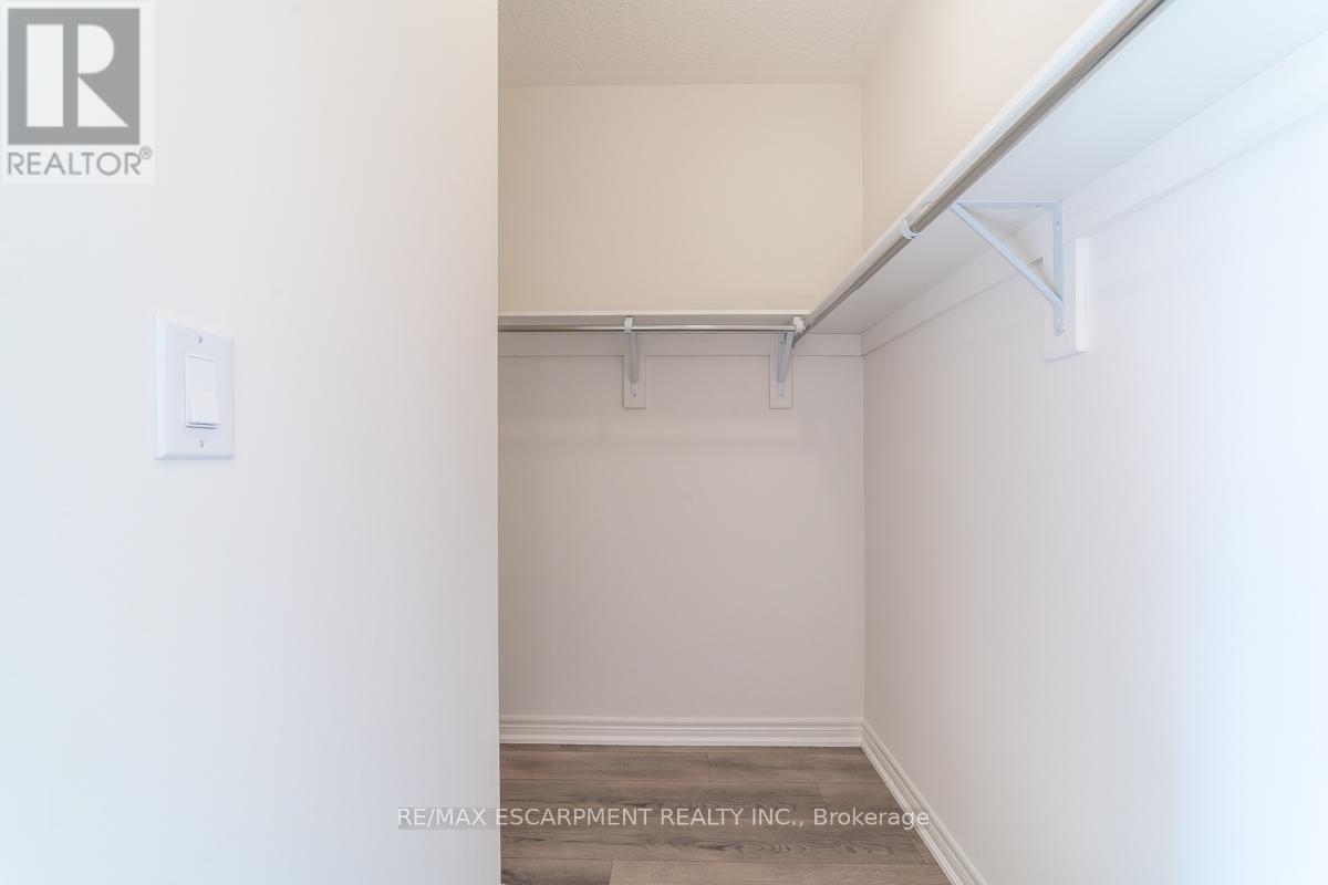 24 Westfield Crescent, Hamilton, Ontario  L8B 1Y1 - Photo 17 - X13092390
