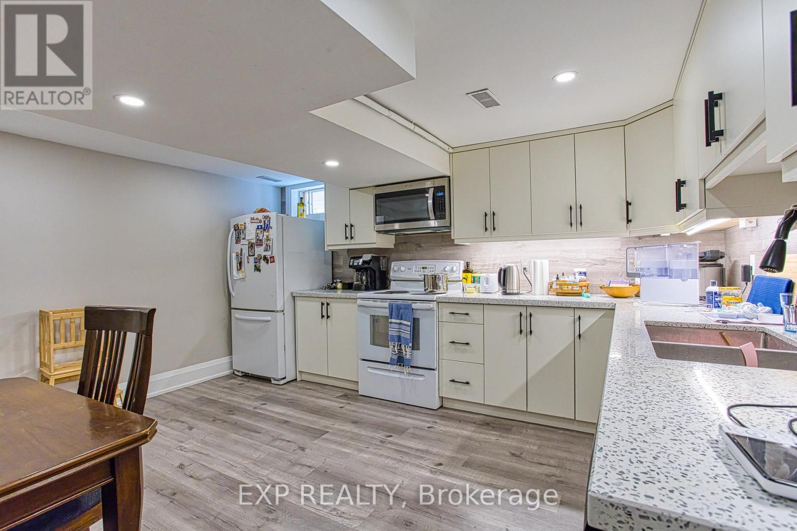 4 Colgate Court, Hamilton, Ontario  L9C 6Z6 - Photo 25 - X13092568