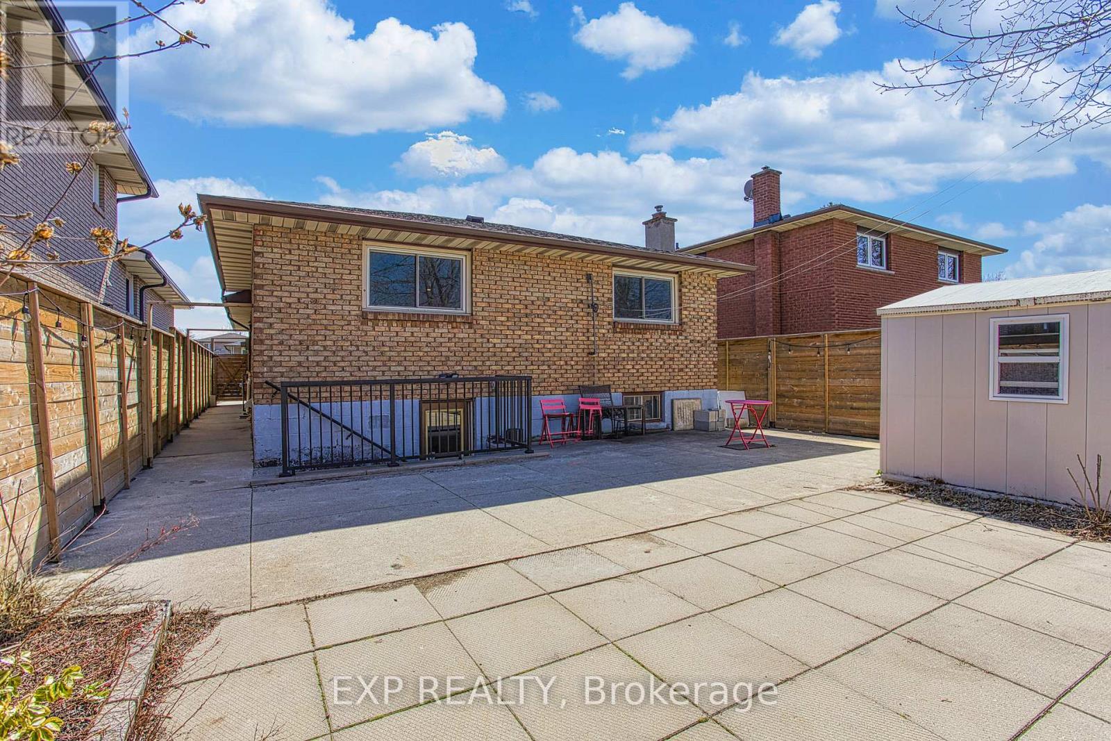 4 Colgate Court, Hamilton, Ontario  L9C 6Z6 - Photo 30 - X13092568
