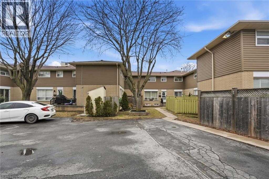914 Mohawk Road Unit# 7, Hamilton, Ontario  L8T 2R8 - Photo 35 - 40822995