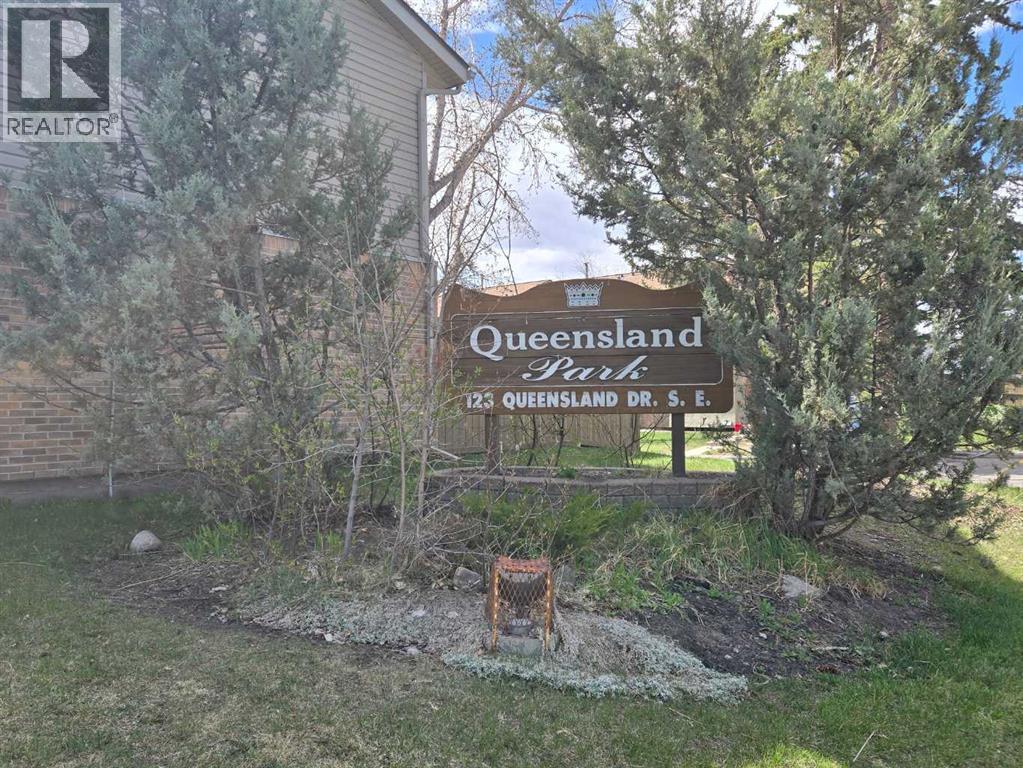 98, 123 Queensland Drive Se, Calgary, Alberta  T2J 5J4 - Photo 1 - A2307618