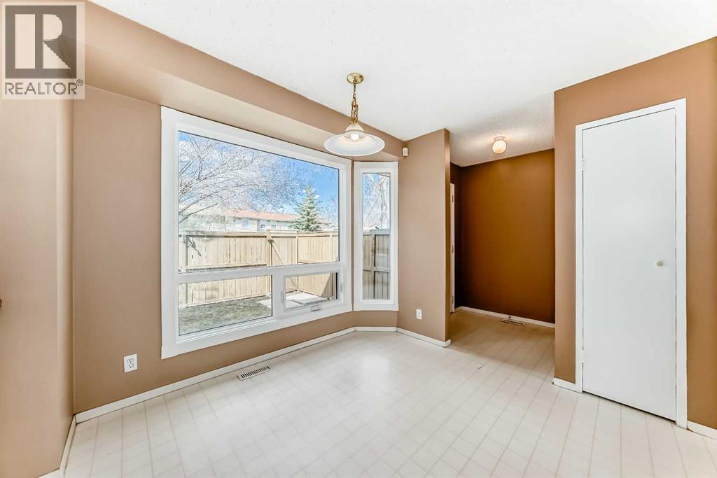 98, 123 Queensland Drive Se, Calgary, Alberta  T2J 5J4 - Photo 5 - A2307618