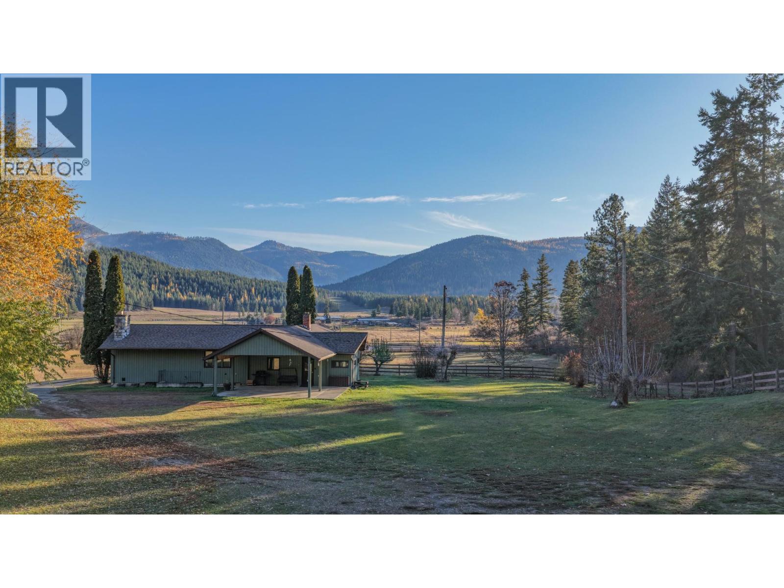 2471 6 Highway, Lumby, British Columbia  V0E 2G1 - Photo 2 - 10367352
