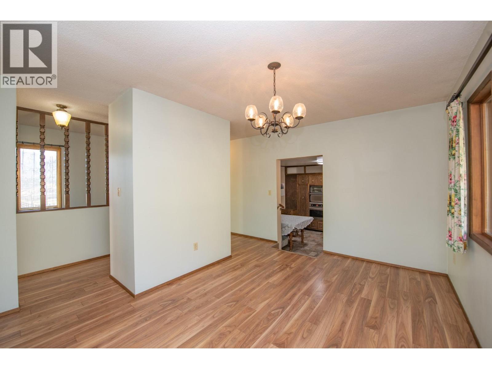 2471 6 Highway, Lumby, British Columbia  V0E 2G1 - Photo 30 - 10367352