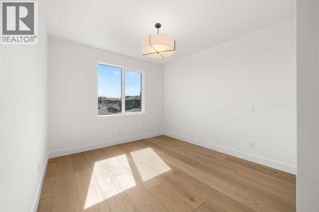 2405 4 Avenue Nw, Calgary, Alberta  T2N 0P3 - Photo 27 - A2301446