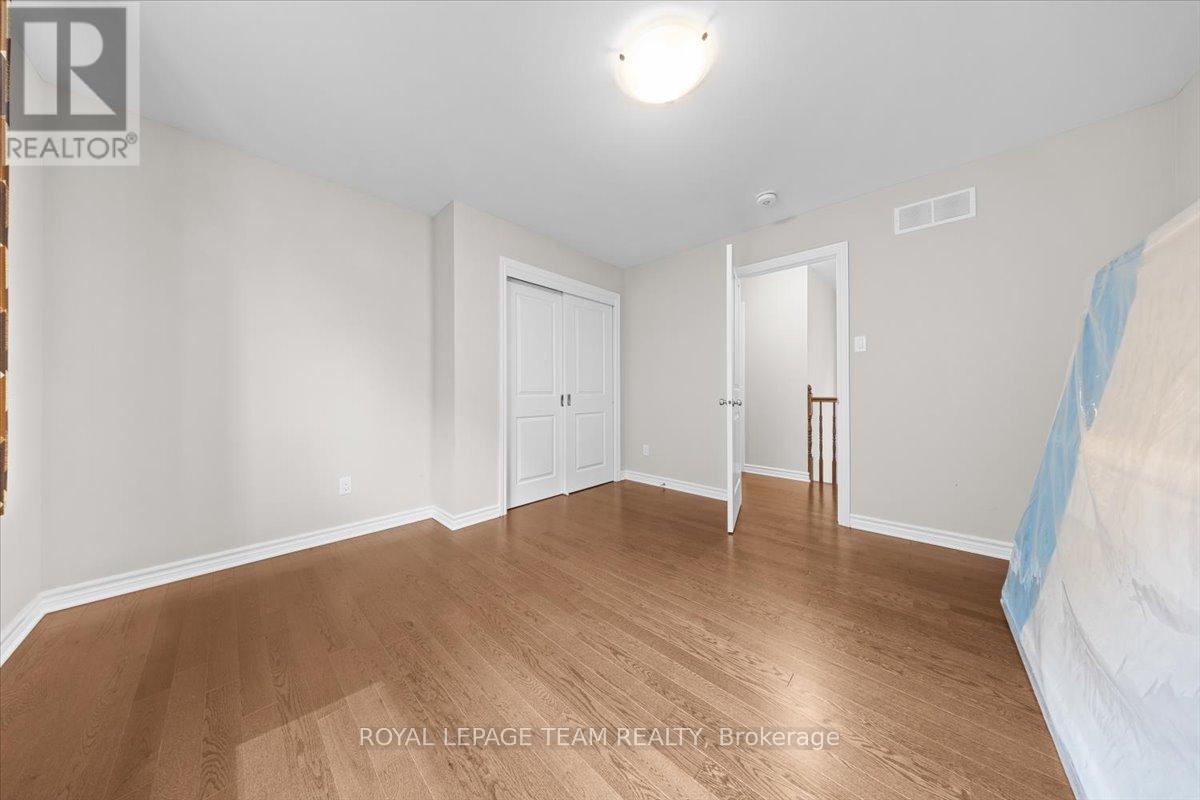 20 Cento Way, Ottawa, Ontario  K2S 0W4 - Photo 18 - X13092666