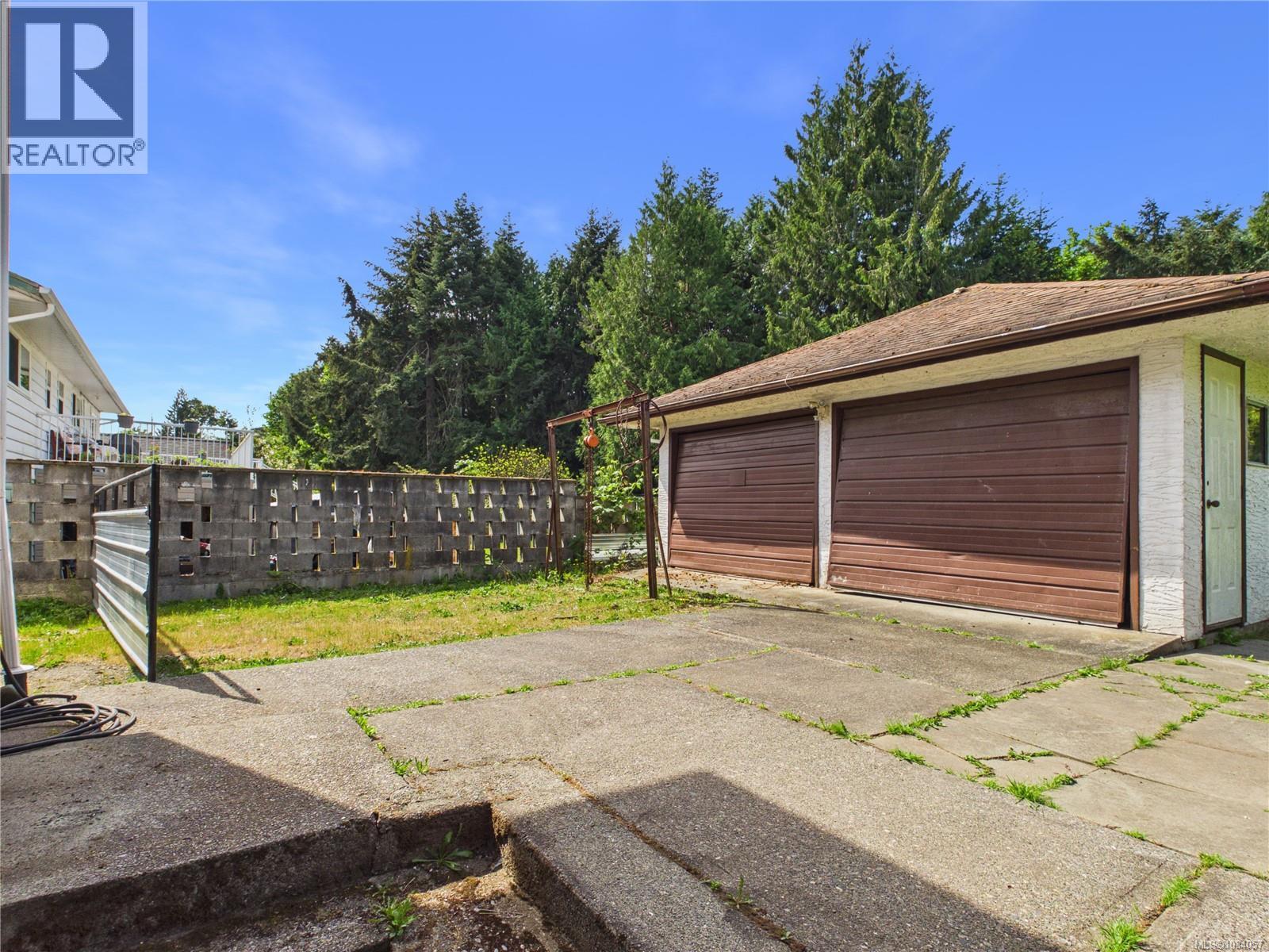9992 Victoria Rd, Chemainus, British Columbia  V0R 1K2 - Photo 2 - 1034057