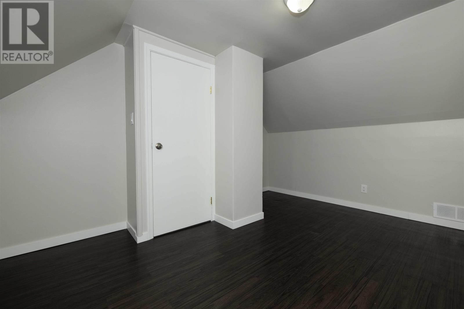 141 Kenogami Ave S, Thunder Bay, Ontario  P7B 4R8 - Photo 12 - TB2600931