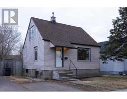 141 Kenogami AVE S, Thunder Bay, Ontario