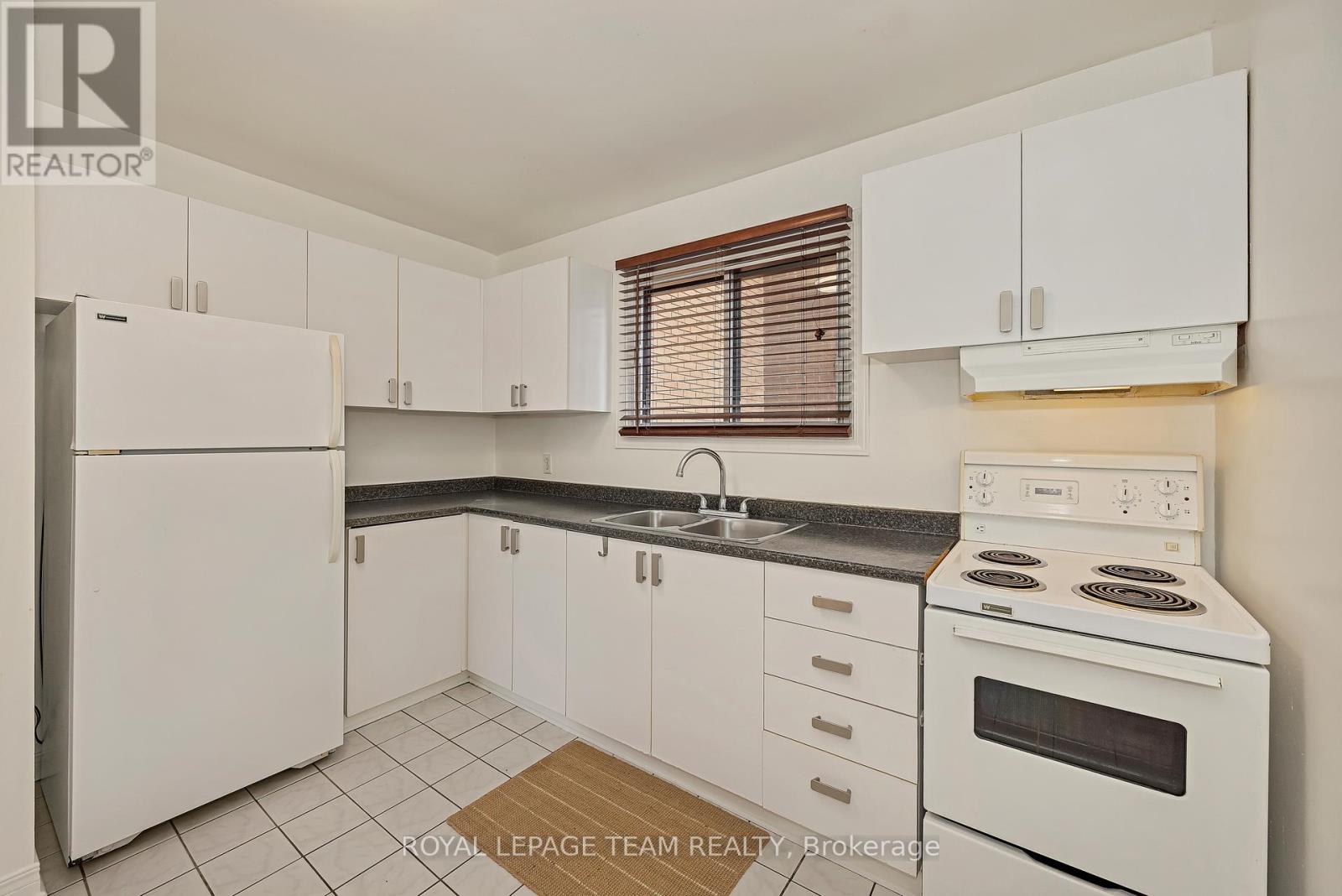 6 - 270 Beechwood Avenue, Ottawa, Ontario  K1L 8A6 - Photo 13 - X12884890