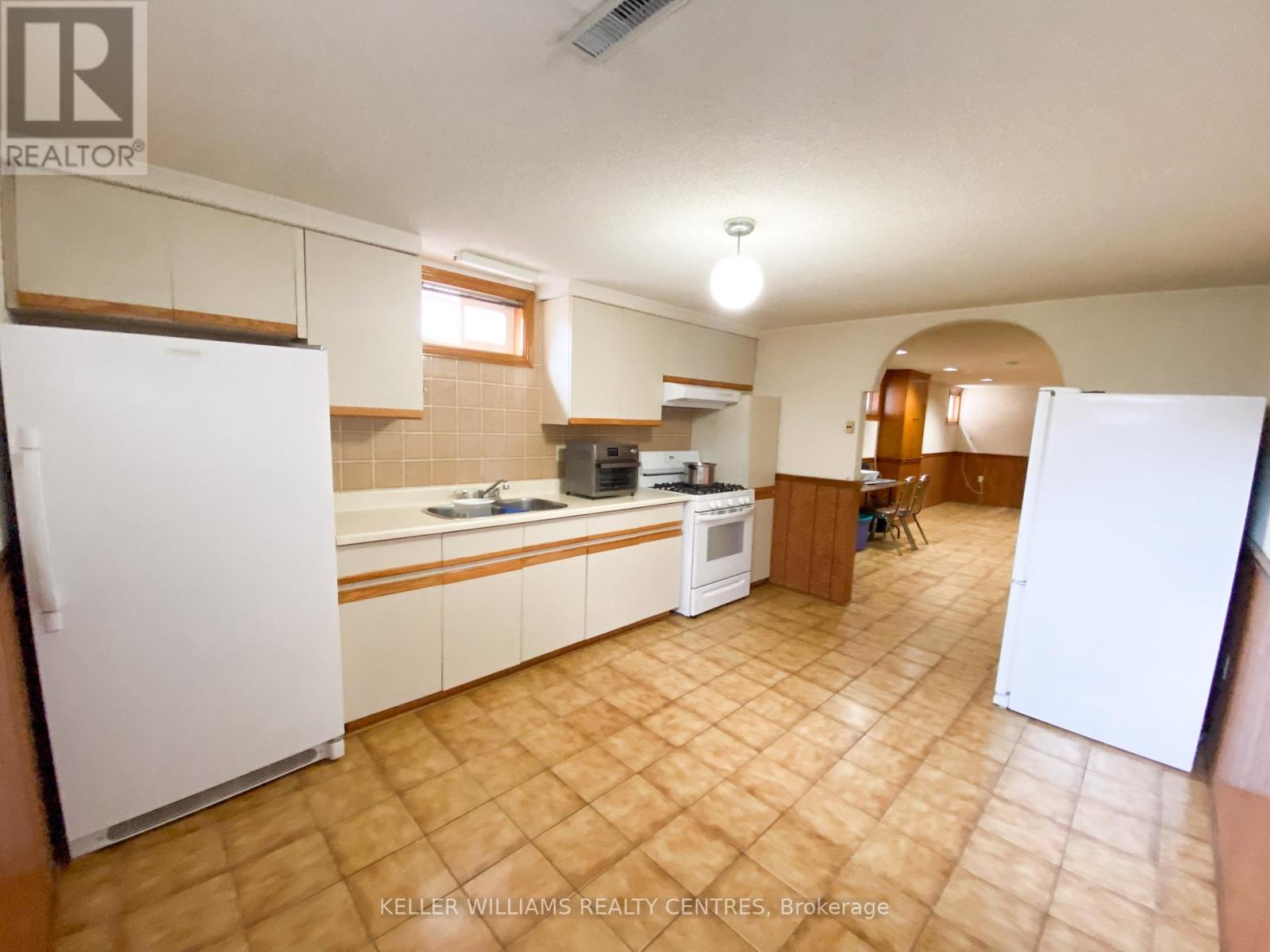 30 Clubhouse Court, Toronto, Ontario  M3L 2K5 - Photo 38 - W13078732