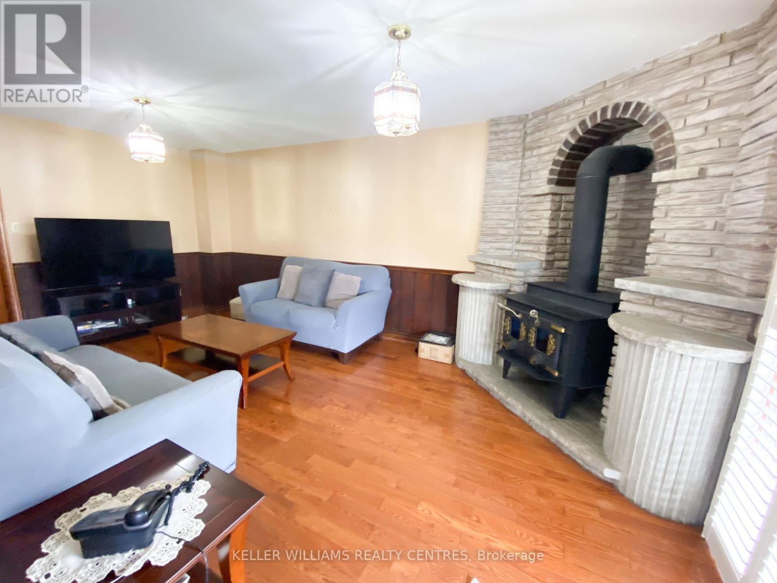 30 Clubhouse Court, Toronto, Ontario  M3L 2K5 - Photo 20 - W13078732