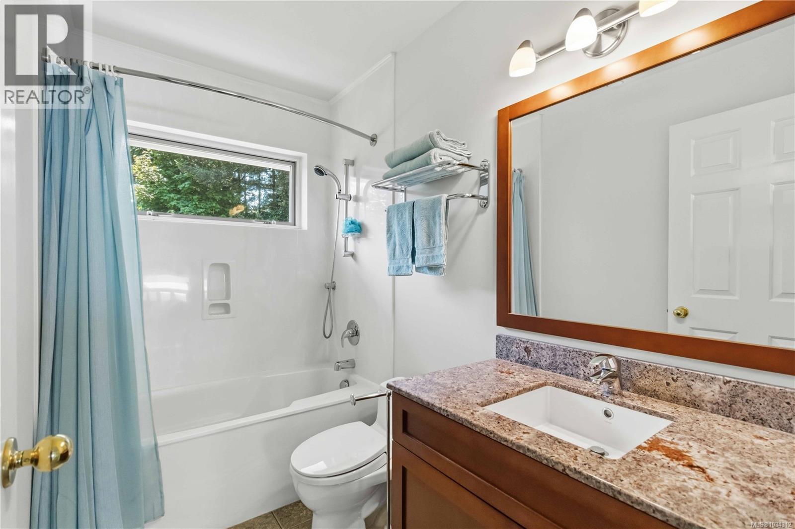 5195 Walema Crt, Saanich, British Columbia  V8Y 2T7 - Photo 36 - 1034312