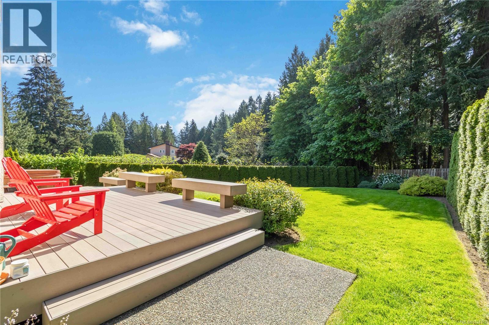 5195 Walema Crt, Saanich, British Columbia  V8Y 2T7 - Photo 38 - 1034312