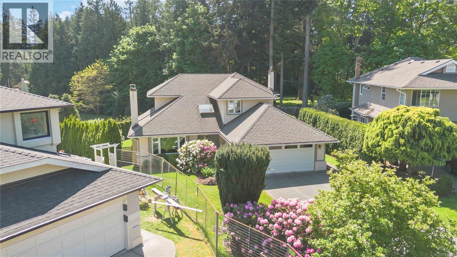 5195 Walema Crt, Saanich, British Columbia  V8Y 2T7 - Photo 47 - 1034312
