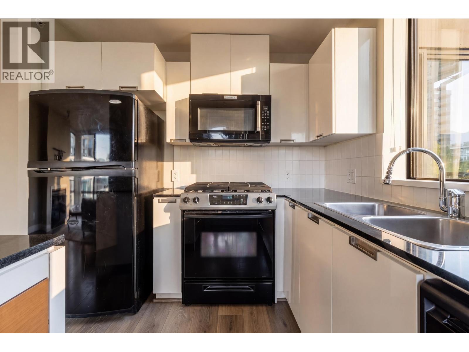 807 151 W 2nd Street, North Vancouver, British Columbia  V7M 3P1 - Photo 8 - R3120356