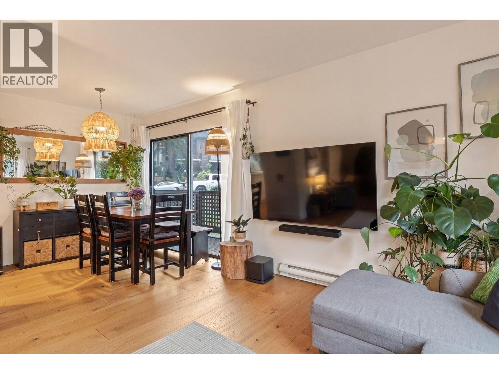 9140 Centaurus Circle, Burnaby, British Columbia  V3J 7R1 - Photo 5 - R3120374