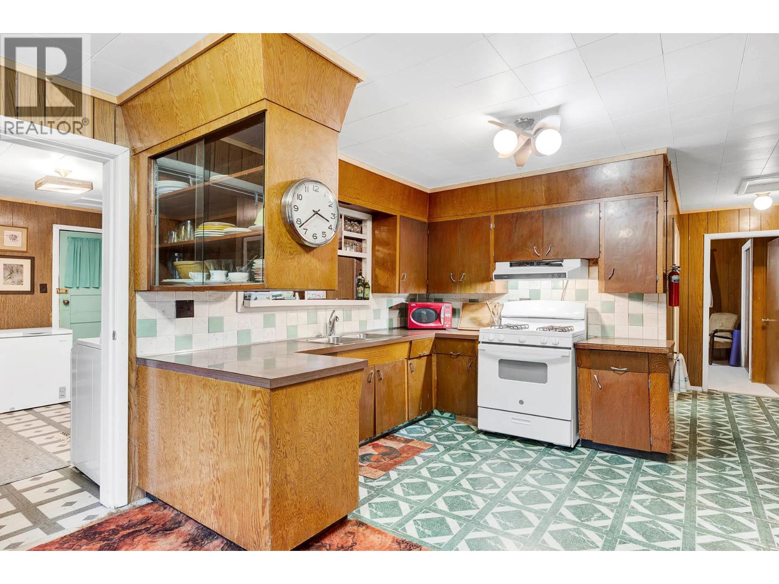 3777 Fisher Road Lot# 30 & 31, Blue River, British Columbia  V0E 1C0 - Photo 17 - 10386132