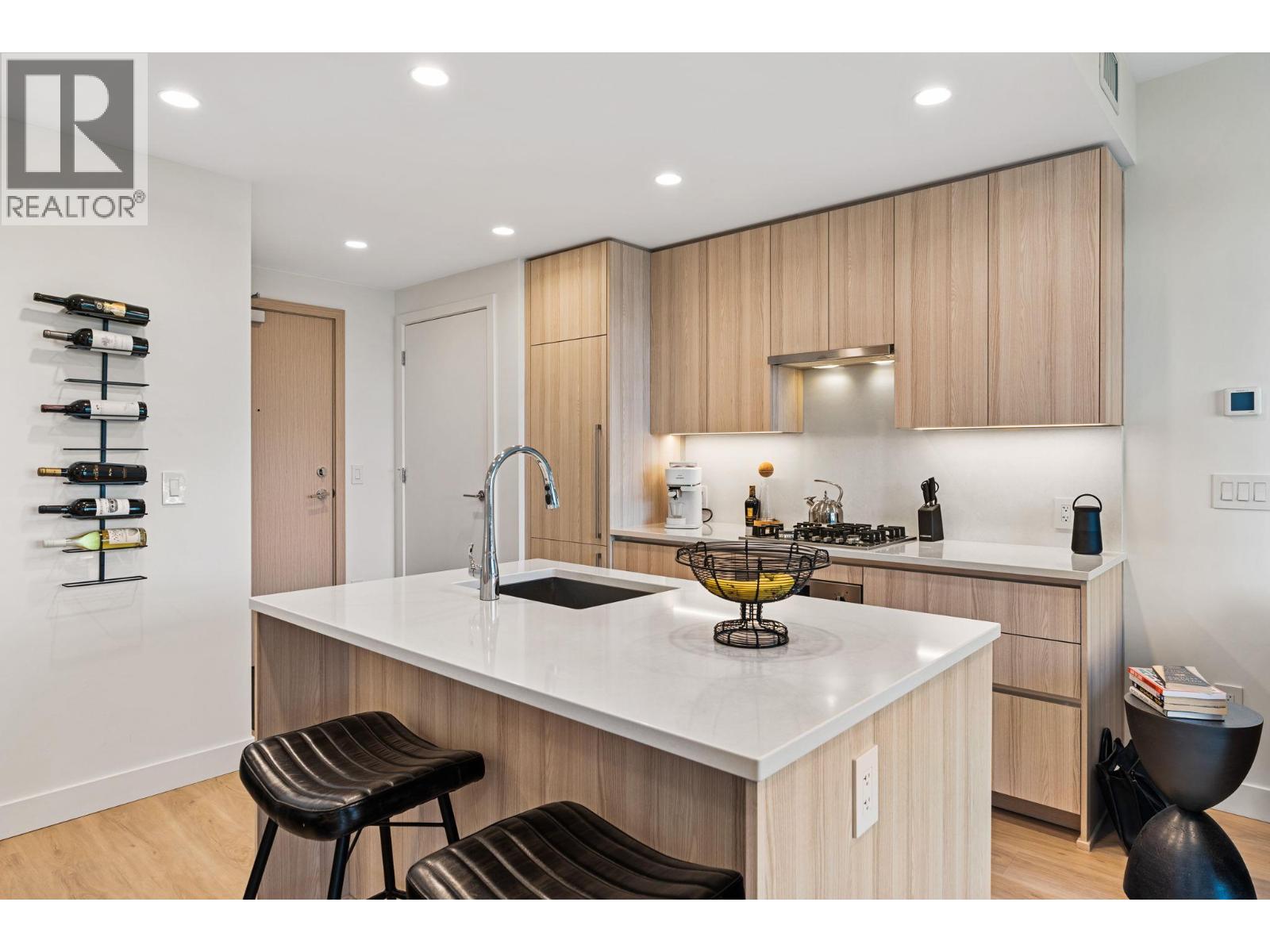 238 Leon Avenue Unit# 1805, Kelowna, British Columbia  V1Y 0N6 - Photo 6 - 10386235