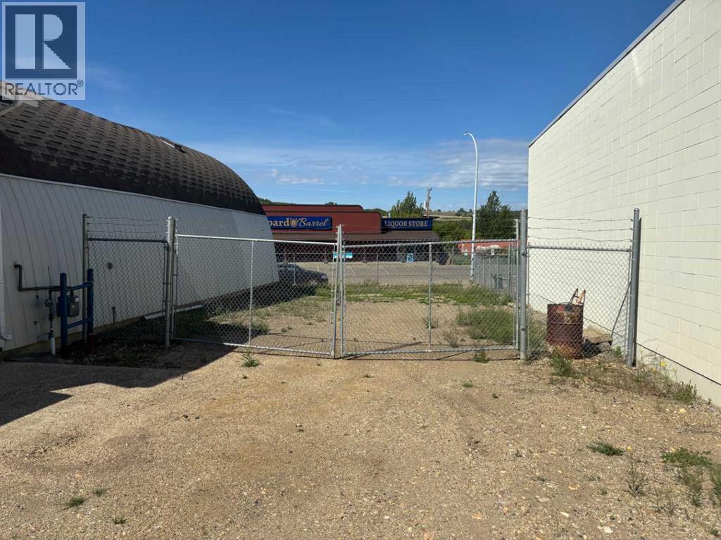 9608 96 Street, Peace River, Alberta  T8S 1S4 - Photo 13 - A2269387