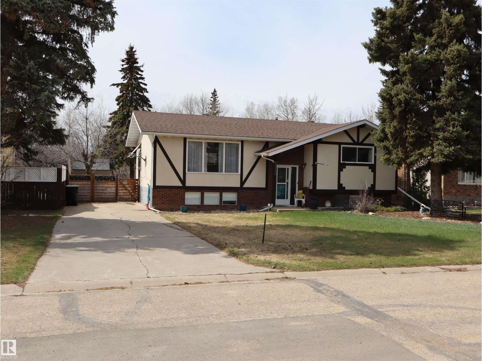 5220 - 56 Street, barrhead, Alberta