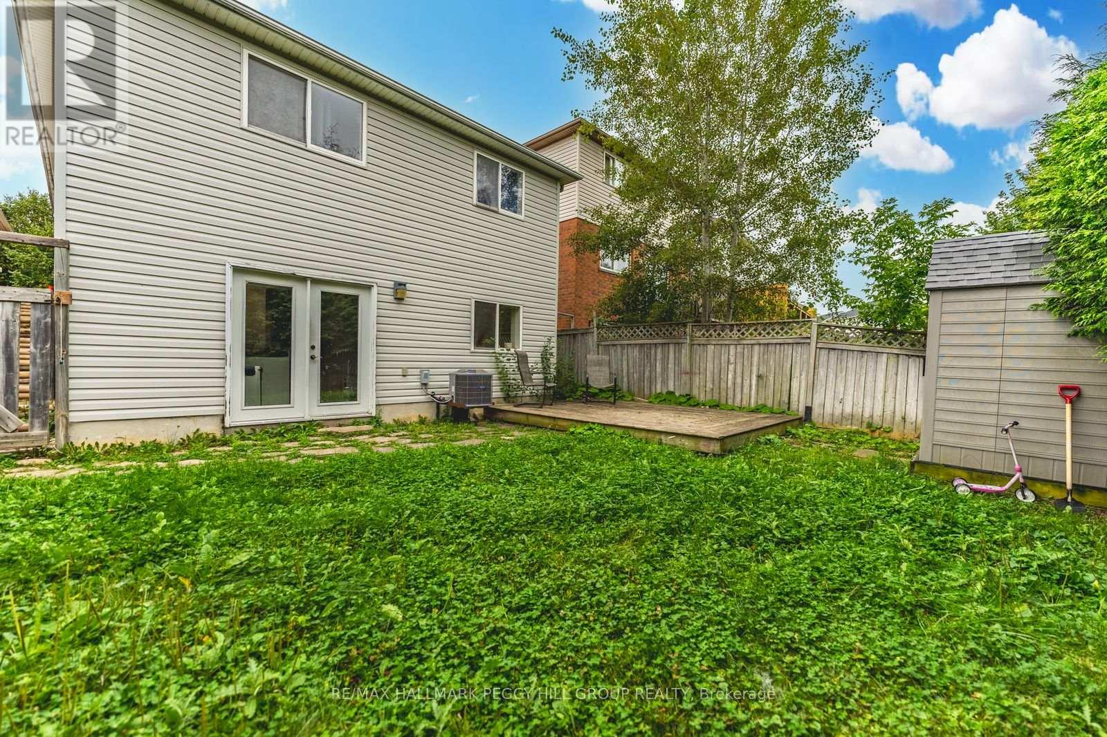 Upper - 69 Moir Crescent, Barrie, Ontario  L4N 8B2 - Photo 13 - S12886980