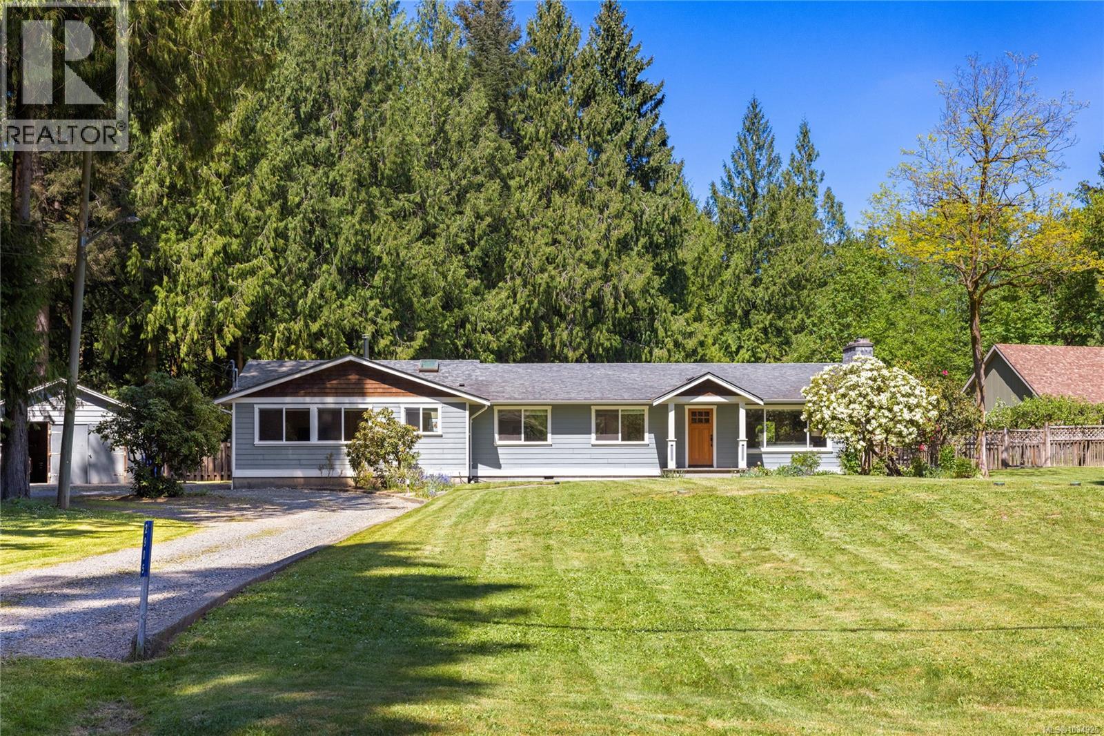 2905 Wilkinson Rd, Mill Bay, British Columbia