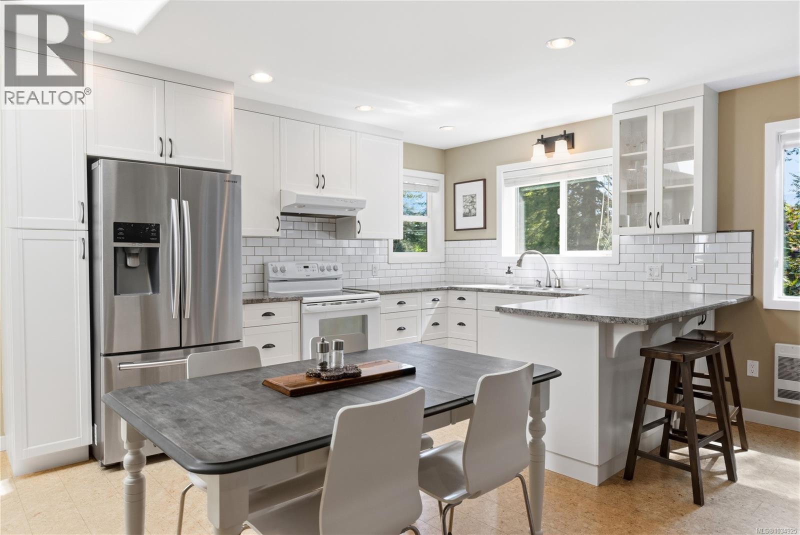 2905 Wilkinson Rd, Mill Bay, British Columbia  V0R 2P0 - Photo 26 - 1034925