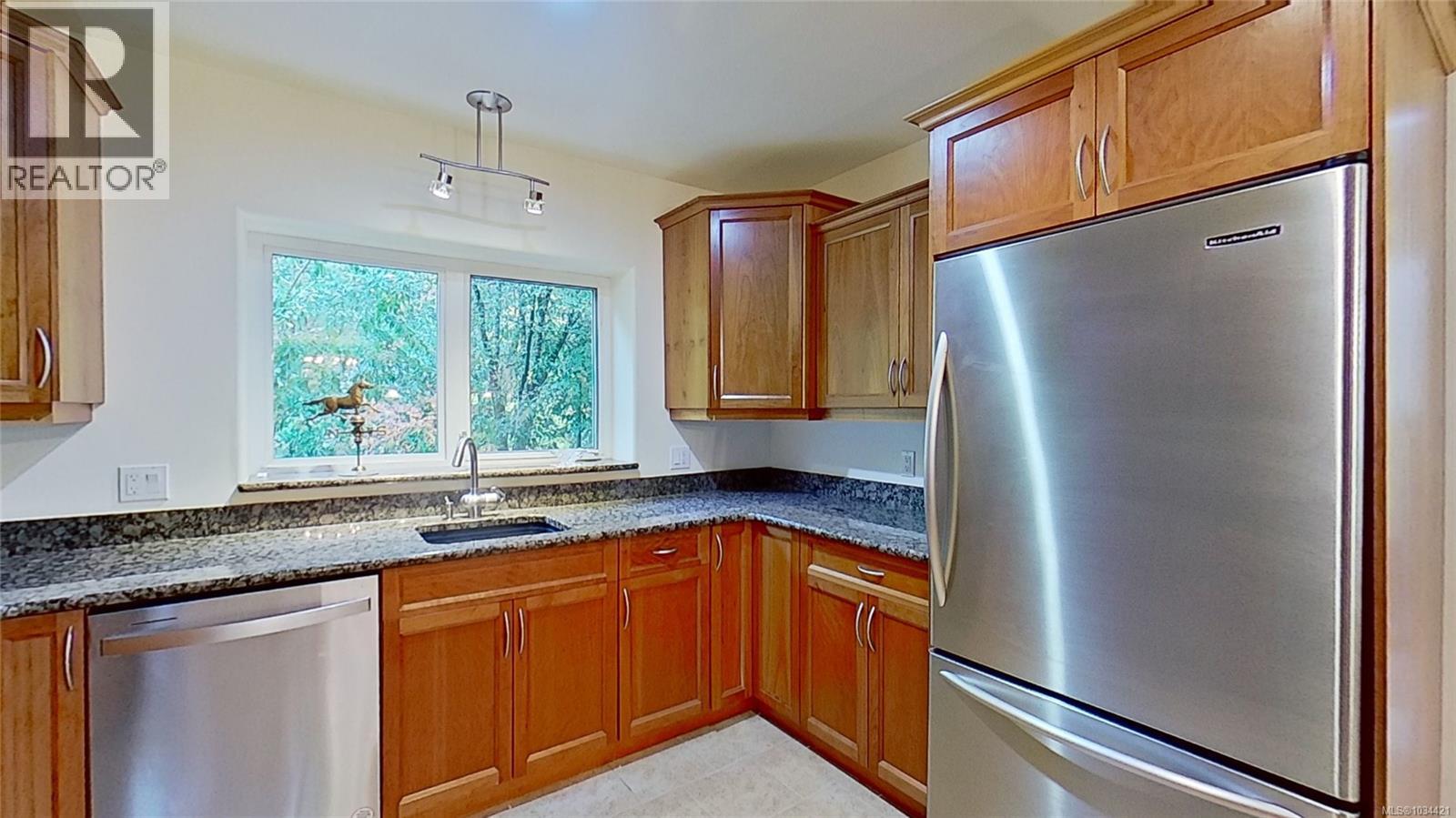2280 South Rd, Gabriola Island, British Columbia  V0R 1X7 - Photo 10 - 1034421