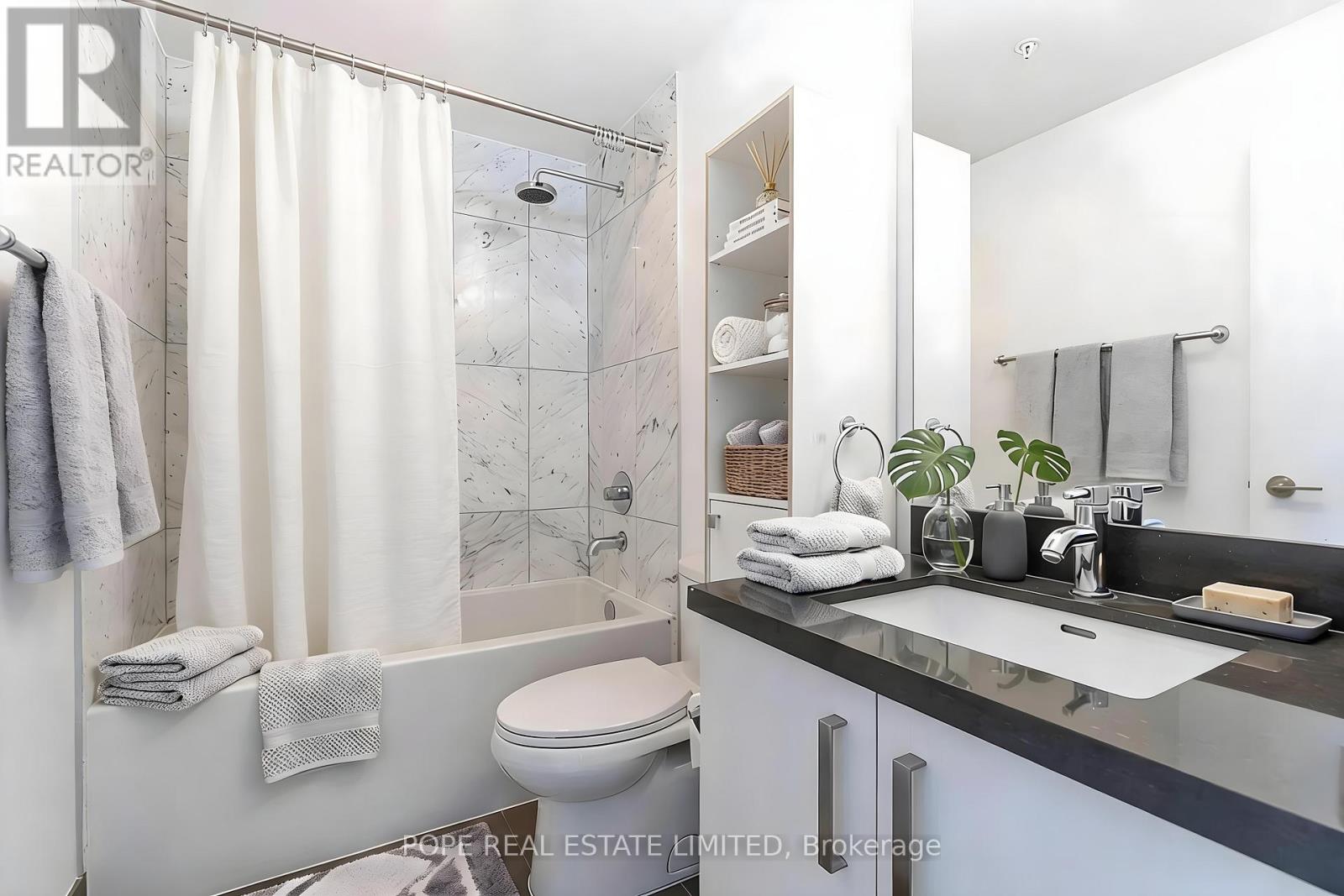 S217 - 455 Front Street E, Toronto, Ontario  M5A 1G9 - Photo 4 - C13092626