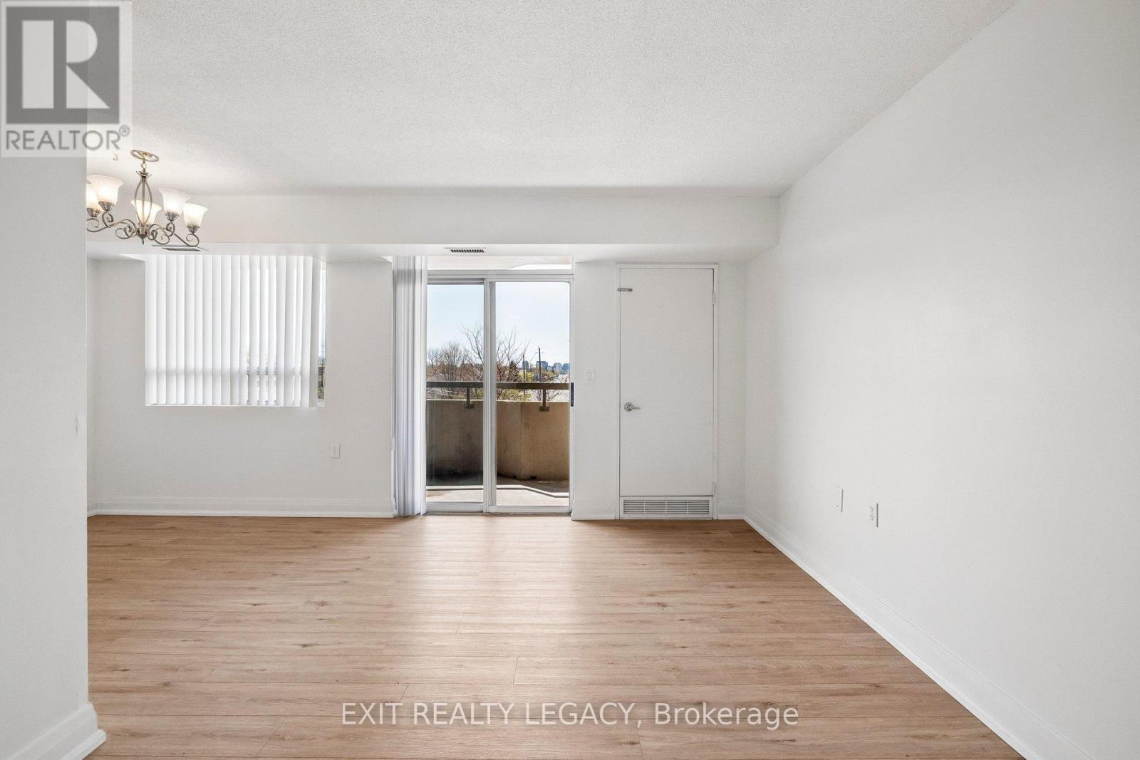 304 - 555 Wilson Hts Boulevard, Toronto, Ontario  M3H 6B5 - Photo 24 - C13092646