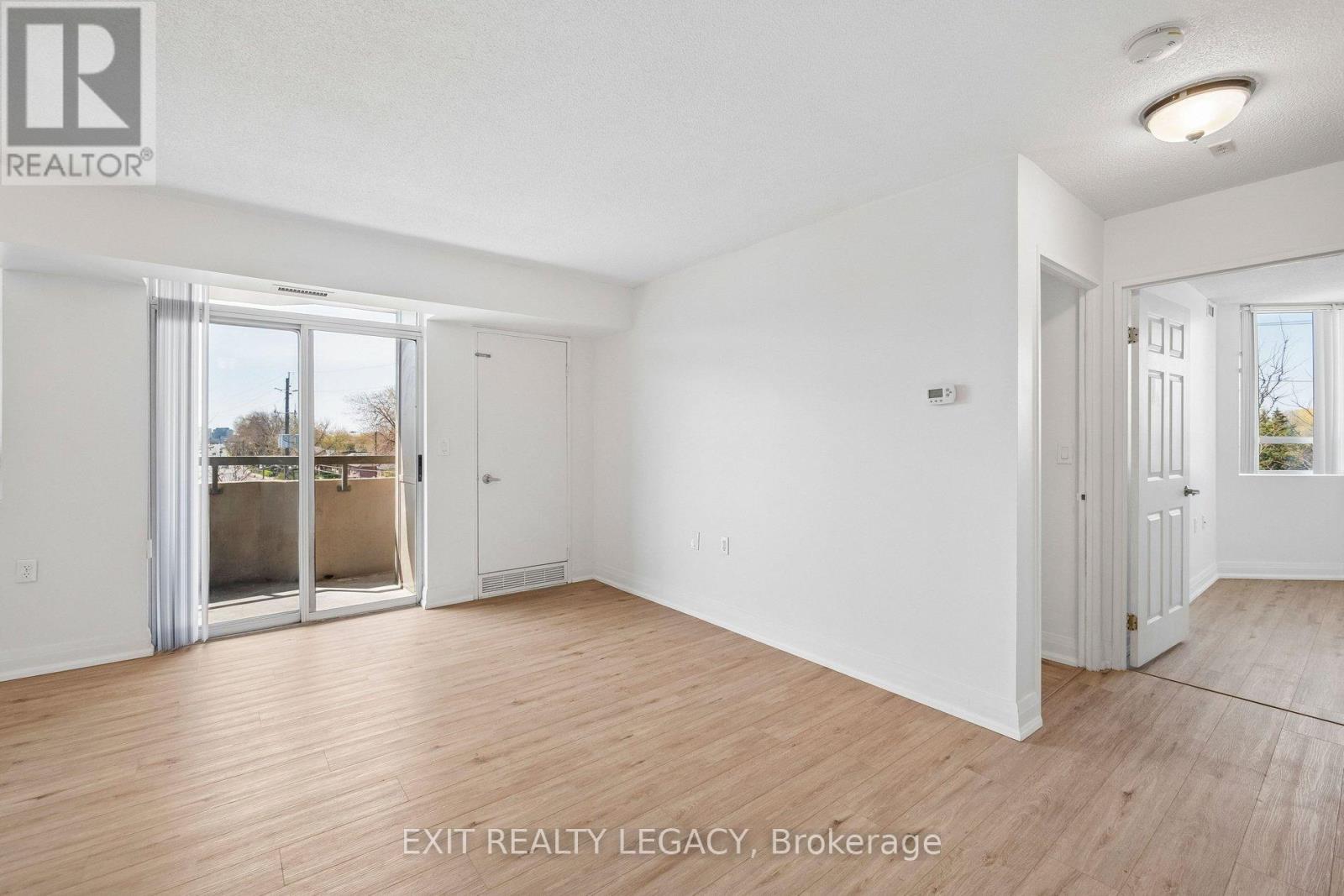 304 - 555 Wilson Hts Boulevard, Toronto, Ontario  M3H 6B5 - Photo 25 - C13092646